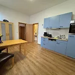 Am Theater Apartamento