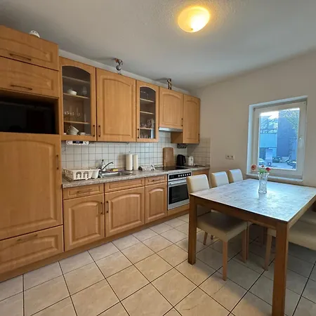 Am Theater * Weimar (Thuringia)