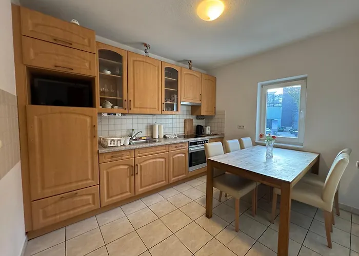 Am Theater * Weimar (Thuringia)